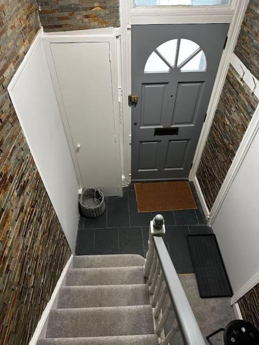 High Wycombe Centre- 2 Bed Flat Leilighet Eksteriør bilde